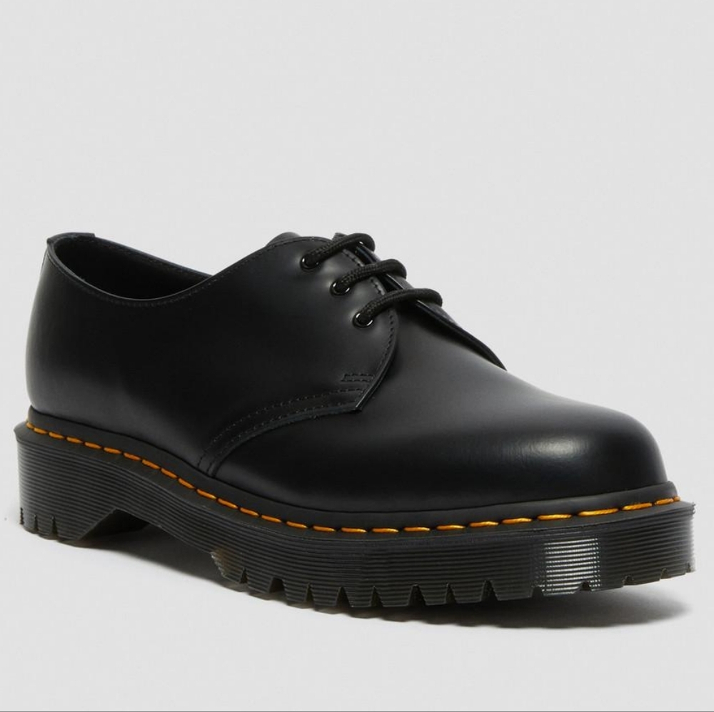 Black 1461 Dr Martens Oxford